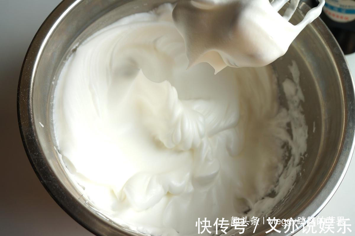 烤箱|想要蛋糕好吃，教你新做法，送人有面子还不费事，端上桌人人称赞