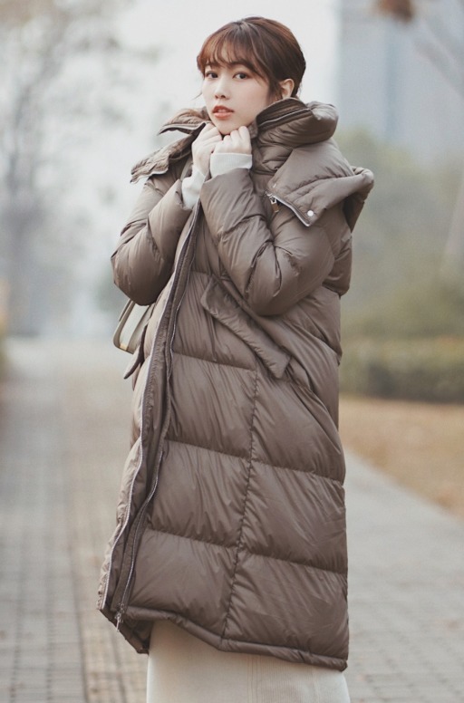 大长腿|羽绒服这样穿好看还时髦,分享4种搭配思路,让你美一整个冬天