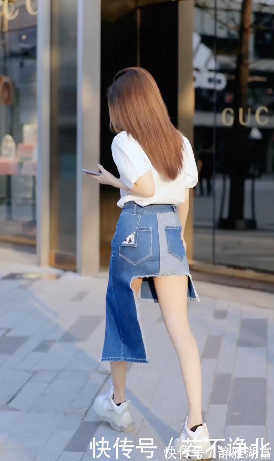 牛仔短裙|夏日不仅要追求清凉感,造型感也很重要,试试牛仔裙+雪纺衫吧
