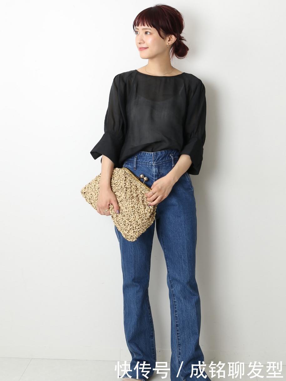 白色t恤|人人都有的“牛仔裤”，搭配“得体”你就是女神，穿不好就是路人