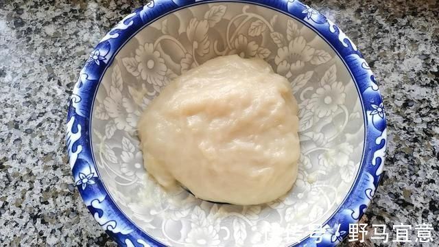 白心|摆摊小吃糯米果来了，软糯香甜，放三天都不会硬，制作简单