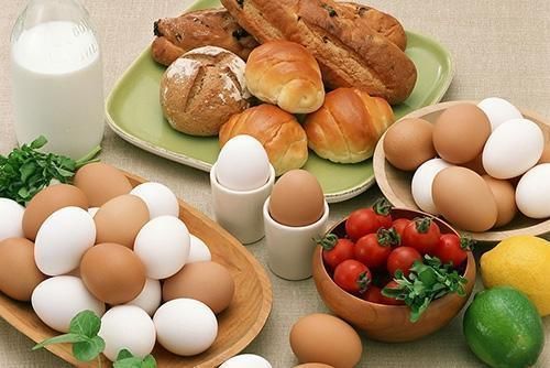 鸡蛋|鸡蛋、鸭蛋、鹅蛋、鹌鹑蛋，哪种更有营养？医生：3种蛋尽量少吃