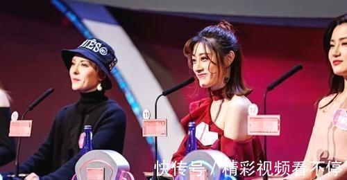 真實(shí)身份|男嘉賓月薪五千遭全場(chǎng)滅燈，下場(chǎng)時(shí)曝出真實(shí)身份，女嘉賓：你回來