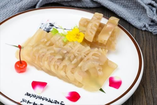 蘸料|做猪皮冻，最忌焯水后直接煮，多加1步，Q弹爽滑，透亮还不腥