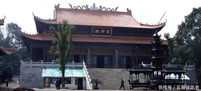 拜佛|朱元璋去寺庙拜佛,问:朕也要跪?方丈连忙回话,老朱:开心