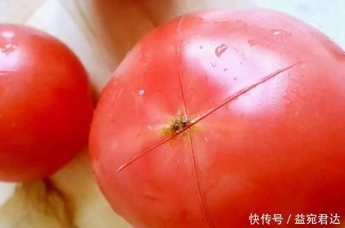 番茄红素|生吃熟吃西红柿，到底去不去皮？营养师告诉你是太脏，还是有营养