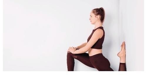 大长腿|30岁的主持人张纯烨,被人称为“美腿女神”,身材纤细无赘肉