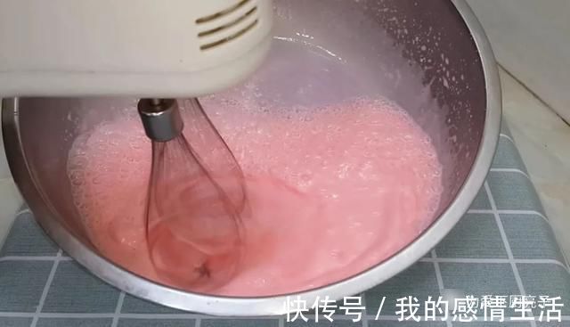 冰淇淋|夏日自制冰淇淋做法,冰箱一放,简单好吃无添加,孩子天天嚷着吃