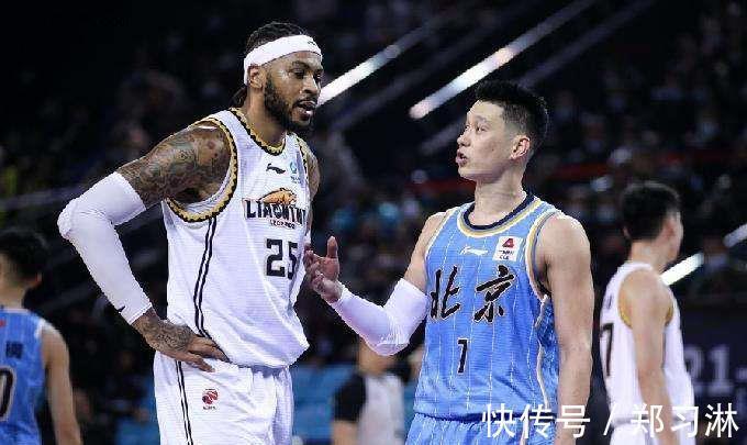 郭艾伦|今晚！CBA领头羊恐遭宿敌阻击，阿联PK大韩，辽篮新援乃关键先生