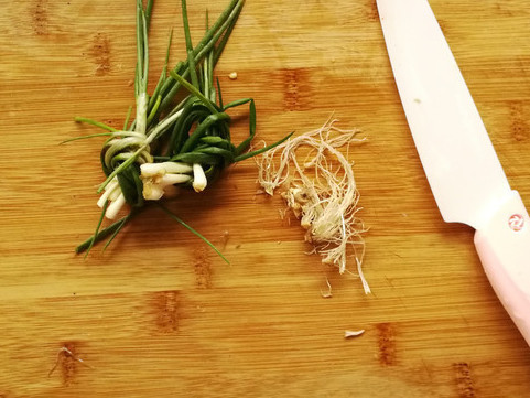 天天就馋这道菜,炖一锅都不够吃,比排骨还香,啃着吃最过瘾