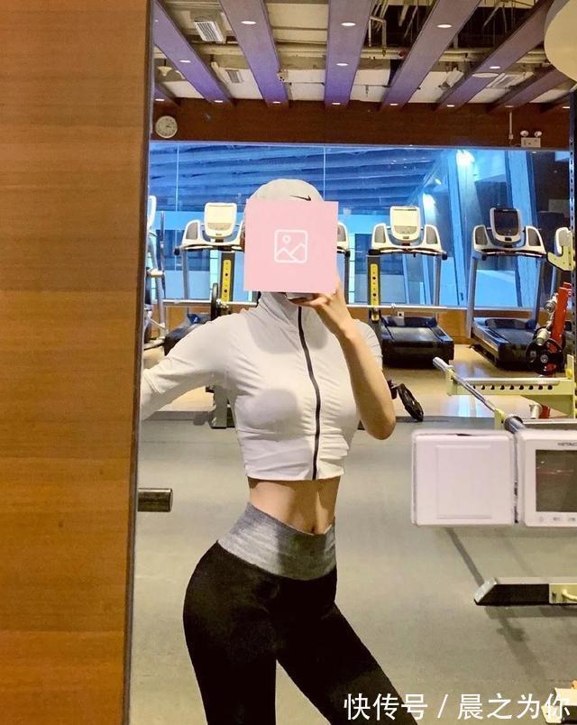 性感|95后天津美女，高颜值性感身材，0.6黄金腰臀比，网友：养眼了