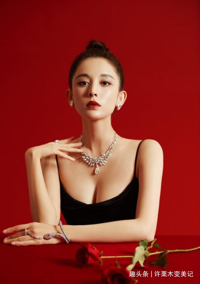 穿搭|女人适合戴“手镯”还是“手表”三个理由告诉你,戴错很尴尬