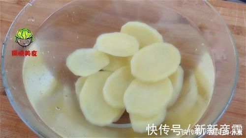 土豆片|土豆这样做真好吃,饭店都买不到,咸香适口,葱香浓郁,太解馋了