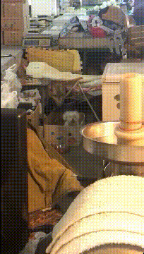 |搞笑GIF:现在修真界不好混了,只好靠修车来养活自己了