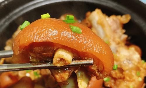 鸡肉|秋天,多给家人吃这肉,比牛羊肉营养,比鸡肉鲜嫩,煮一煮太香了