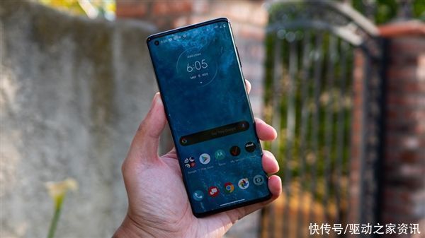 摩托罗拉|业界首款！曝摩托罗拉新机刷新率为105Hz：骁龙865加持