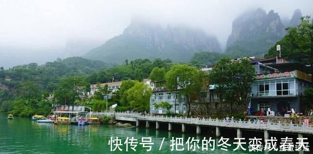 石阶|中国“最深”的村庄，出门须爬10000级石阶，因一部电影而出名