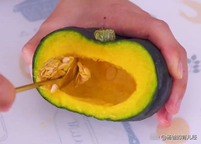 南瓜|干烧南瓜的好吃做法，软糯鲜香，美味营养，解馋的育儿家常菜