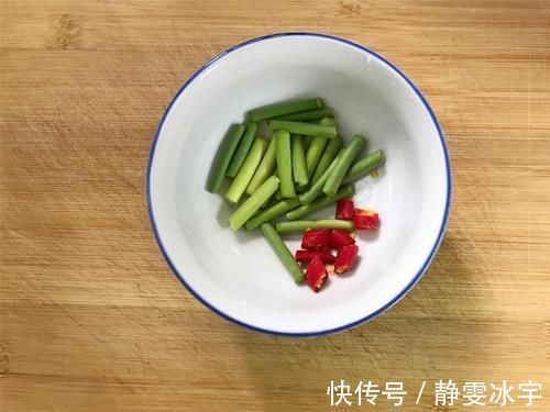 大人|腊肉和笋的完美搭配，简单炒一炒，大人小孩都爱吃