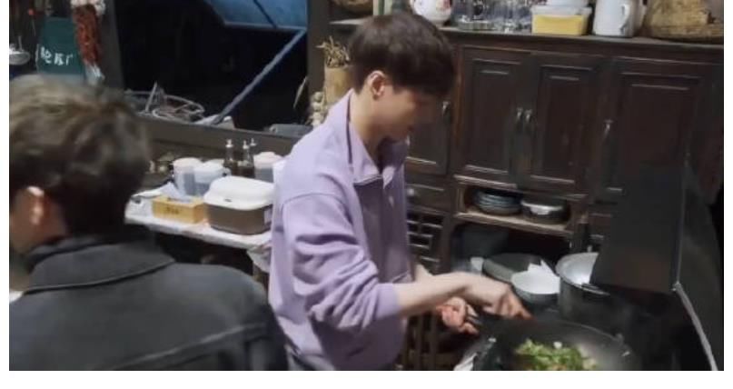 陈赫|《向往5》即将收官，节目组“硬推”流程引争议，张艺兴差评出现