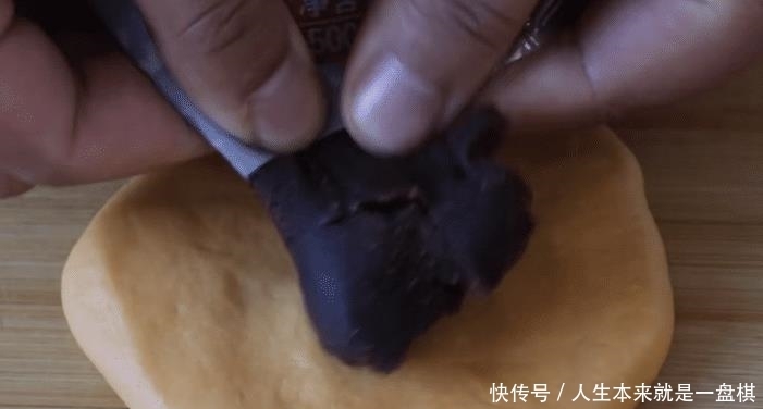 蓬松|孩子爱吃的红薯豆沙吐司,不用烤箱也能做,蓬松暄软,营养又好吃