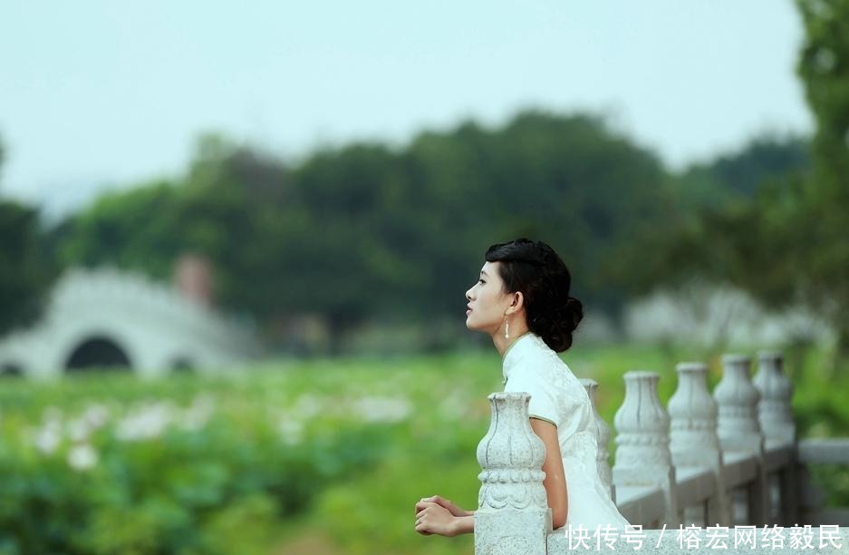  民国风景录 生命是一袭华美的袍, 上面爬满了虱子