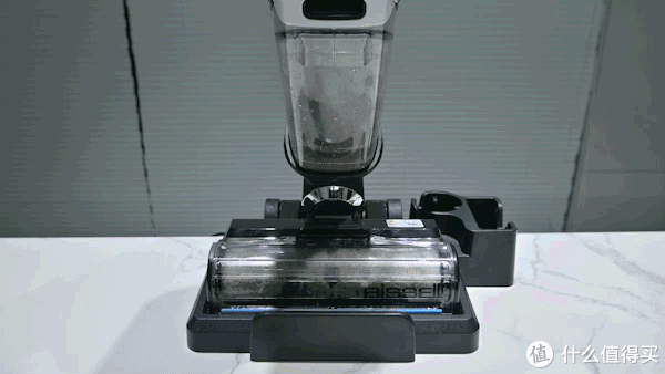 开放式厨房重油污地面终结者：必胜洗地机四代X7