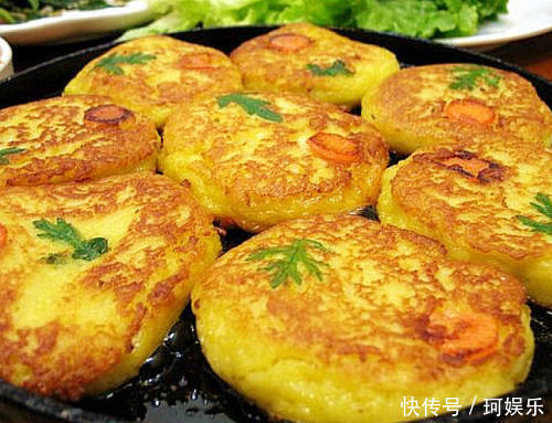  黄磊同款土豆饼，外酥里嫩香喷喷美滋滋，外焦里嫩做法简单好吃！