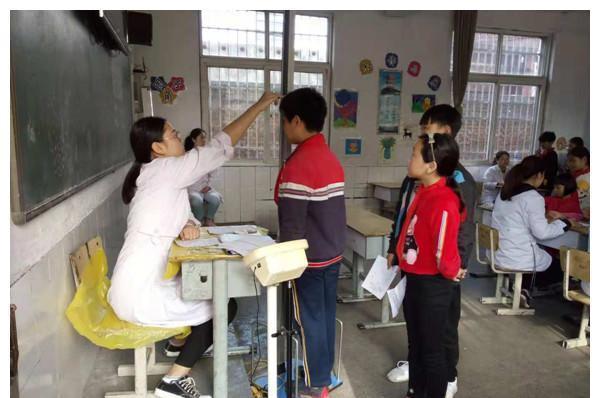 促进|11岁女童身高164公分,医生:2种食物是身高“加油站”,可