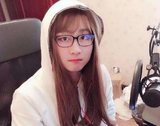 销毁|CF武器耐久度变成0后会怎样并不会自动销毁,结果听后很意外