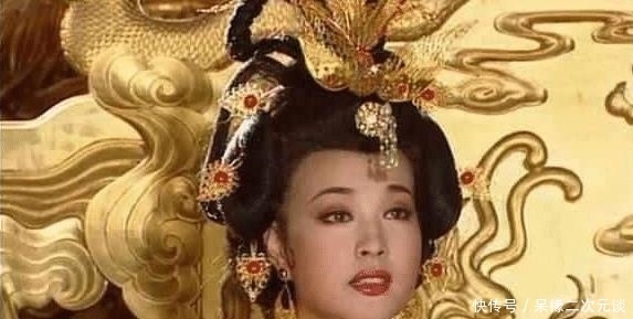 李显|武则天临终为什么让位于李显？其实是她发现了一个大秘密！