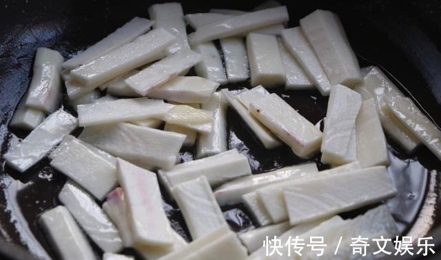 山药炒木耳|夜里总失眠试试这菜，静心养神，改善睡眠，让人一觉睡到自然醒