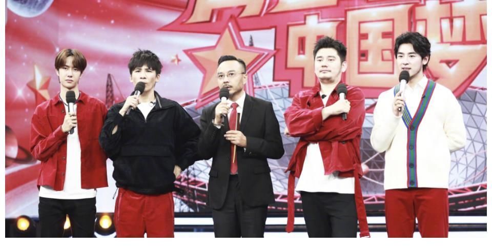 还记得汪涵爱16年的杨乐乐吗?今才42岁,脸却变成这样了