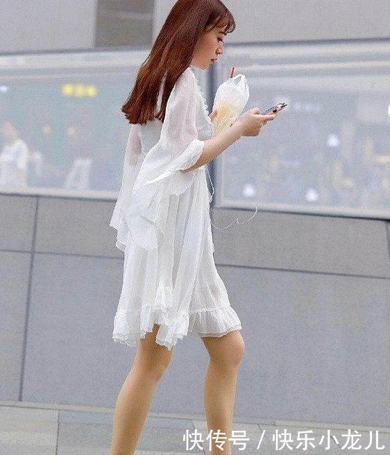 百变小姐姐的时尚魅力,气场也有一米八