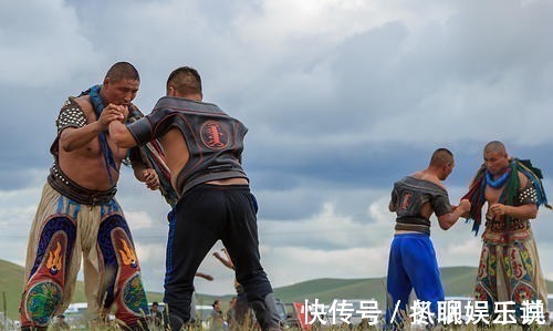 摔跤术|中国武术真的不能打吗?传统武术不只有太极,还有这些