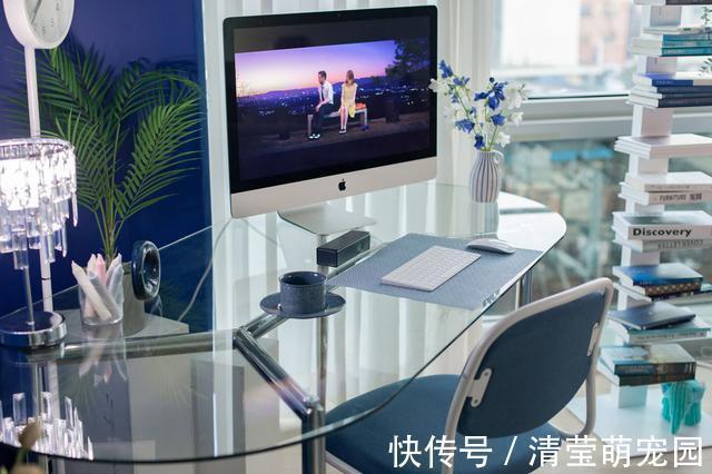 床头柜|95后姑娘的“穷装”卧室火了,环保又精致,软装的力量真强大