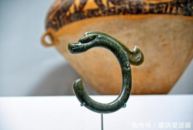 使者|中国神话中的“龙”:既是知识的传播者,也是大自然的使者