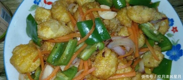 鲜美无比的浇汁玉子豆腐，外酥里嫩，美味可口，实在是太香了