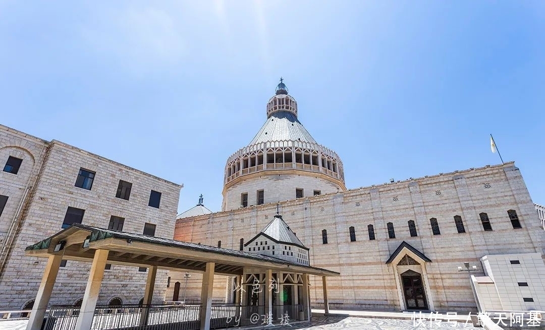 一个远在中东的教堂,里面竟然有来自中国的圣母像,而且形似妈祖!