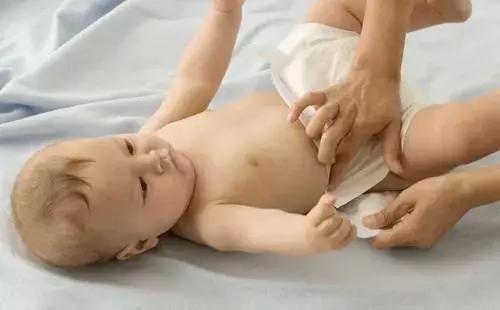 宝宝|照顾小宝宝这些禁区不要踩 很多妈妈第一个就做错了