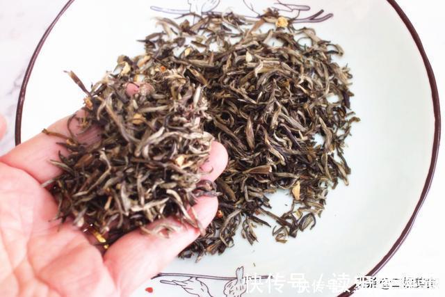 过期的茶叶是好宝贝,别再扔掉了,教您茶叶的3个用法,简单实用