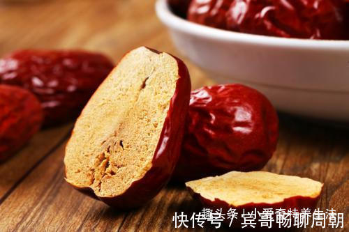 炖锅|女人不想变成黄脸婆，把红枣和它一起煮着吃，养血安神、滋润肌肤