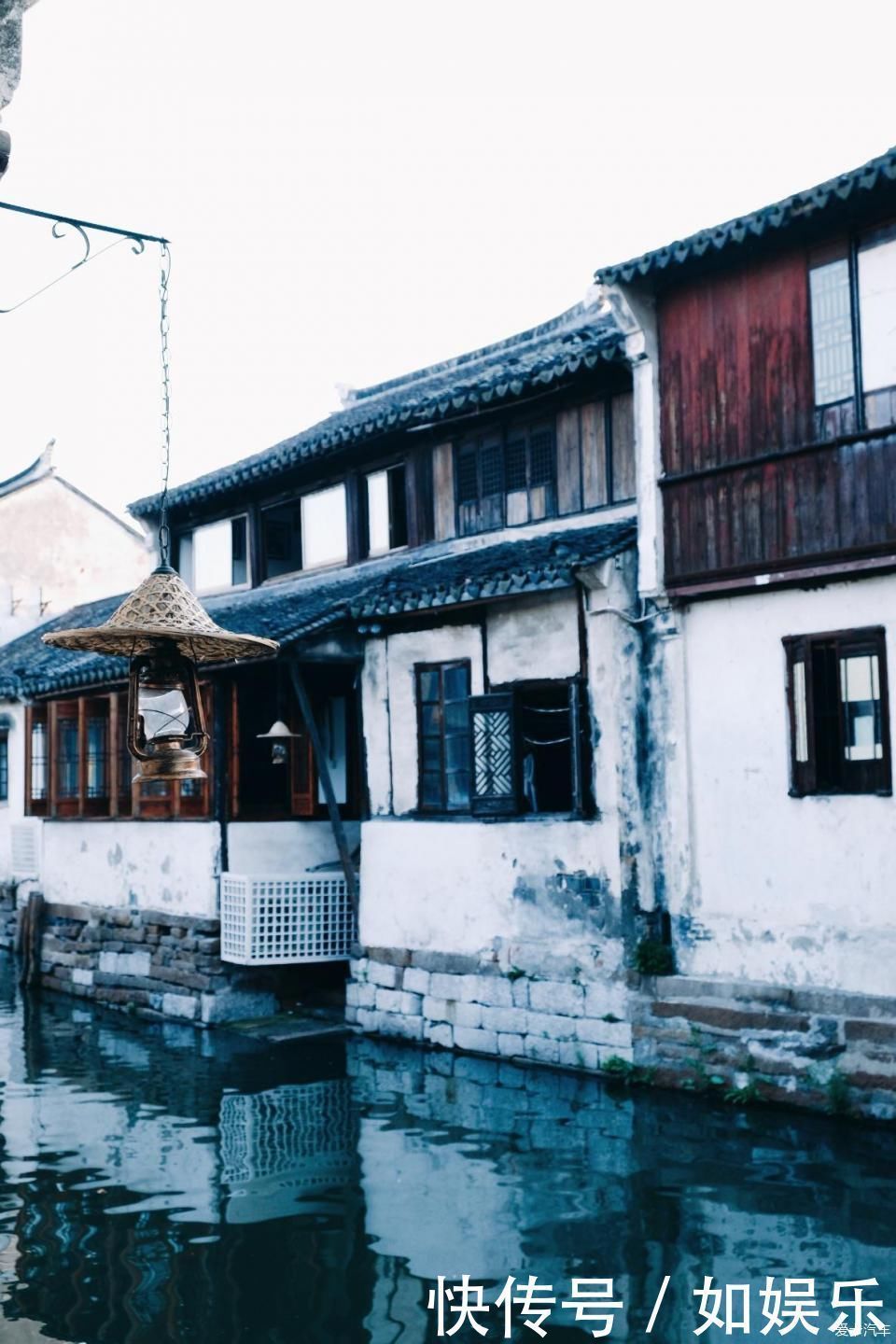 袜底酥|缥缈烟雨，魂牵梦绕，打卡四季分明的水乡古镇