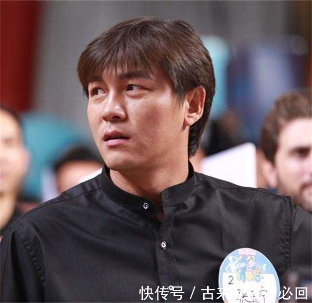足球|国足球员张玉宁近况:与空姐离婚后恢复自由身,身材发福已有二胎