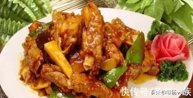 蒸鱼豉油|中秋节聚餐推荐，上档次的12道家常菜，简单美味，来客人时做着吃