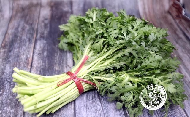 失眠|失眠最怕这菜，睡眠不好的人要多吃，夜晚睡得更香甜，一觉到天亮