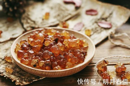 美容养颜|女人到了更年期得靠养,11种食物换着吃,补充雌激素更显年轻