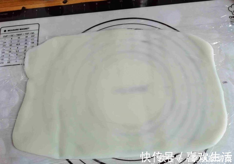 低热量|此物富含花青素,低热量高饱腹,蒸熟卷一卷,冰凉软糯又拉丝