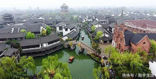古城|花72亿打造中国“最大”的古城，号称最美水乡，地理位置优越
