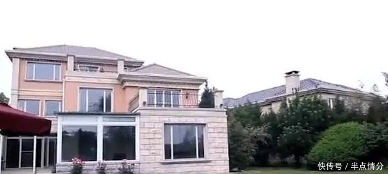 郑爽 苏芒每日650元伙食费算什么,郑爽一瓶水1580,李湘家一个月7万